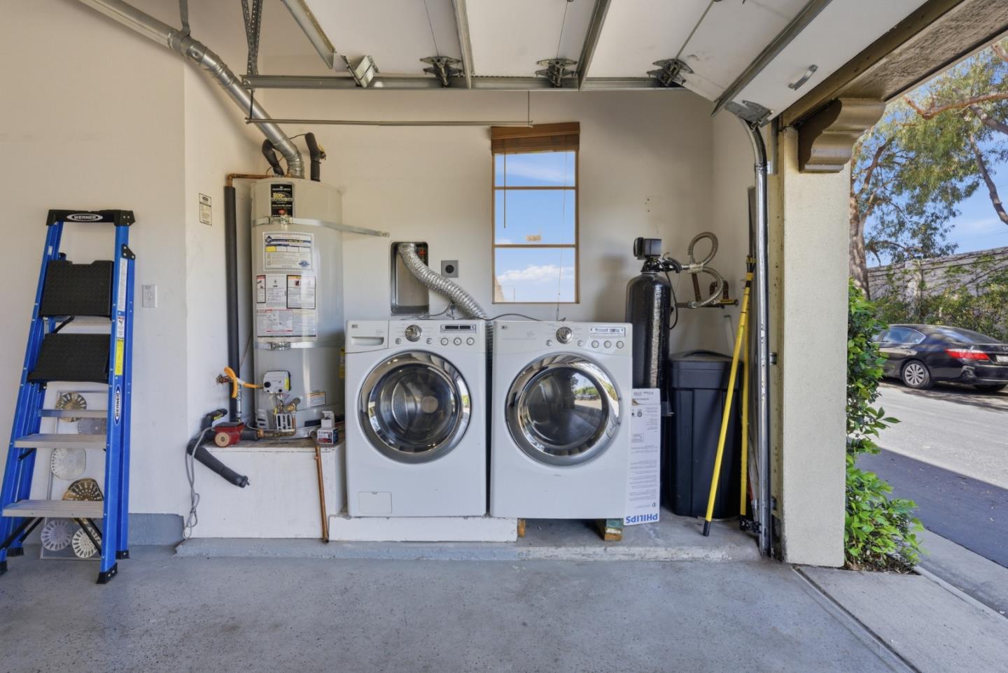 Detail Gallery Image 21 of 28 For 1309 Dahlia Loop, San Jose,  CA 95126 - 3 Beds | 3 Baths