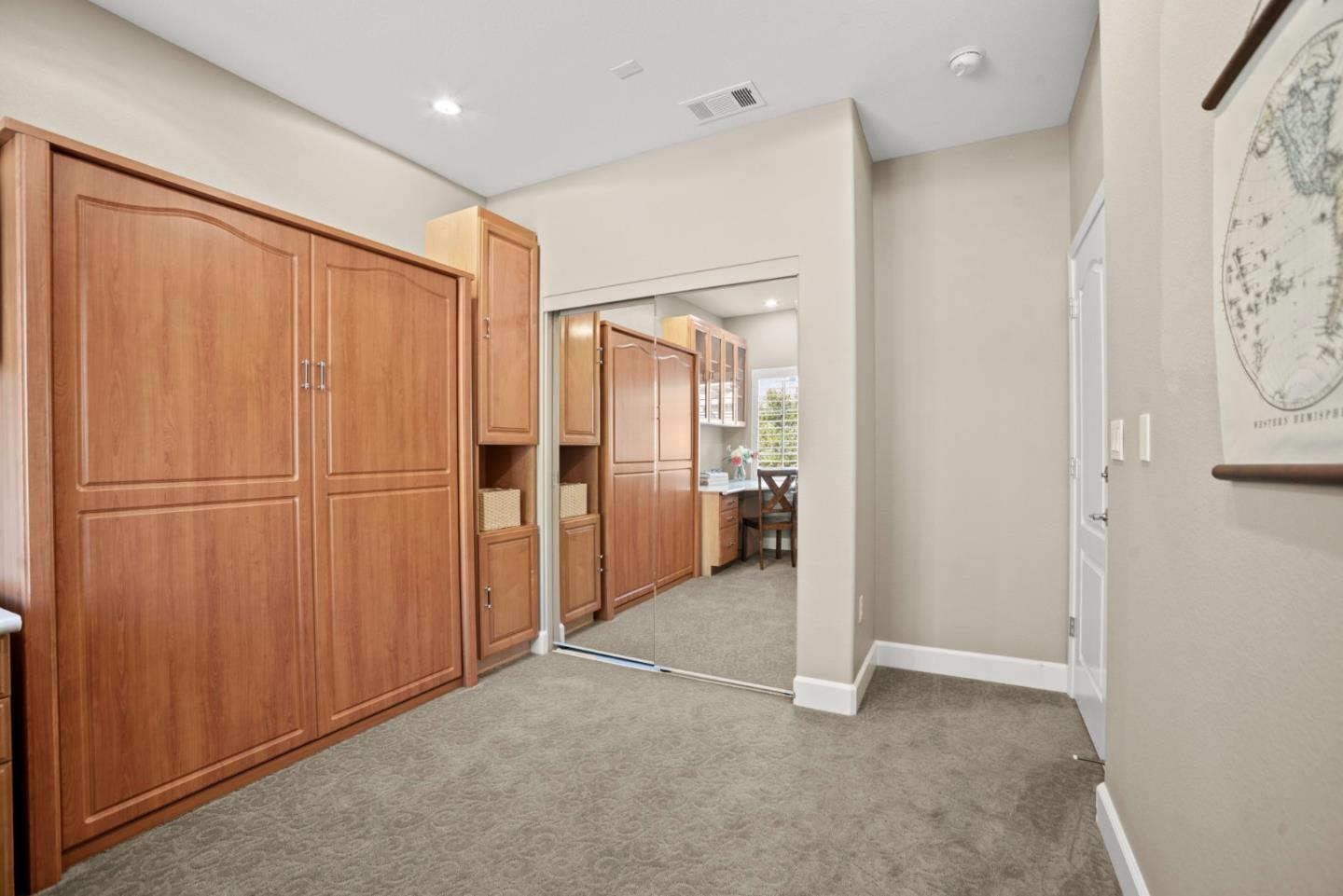 Detail Gallery Image 21 of 36 For 15 Monte Vista Way, South San Francisco,  CA 94080 - 5 Beds | 4/1 Baths