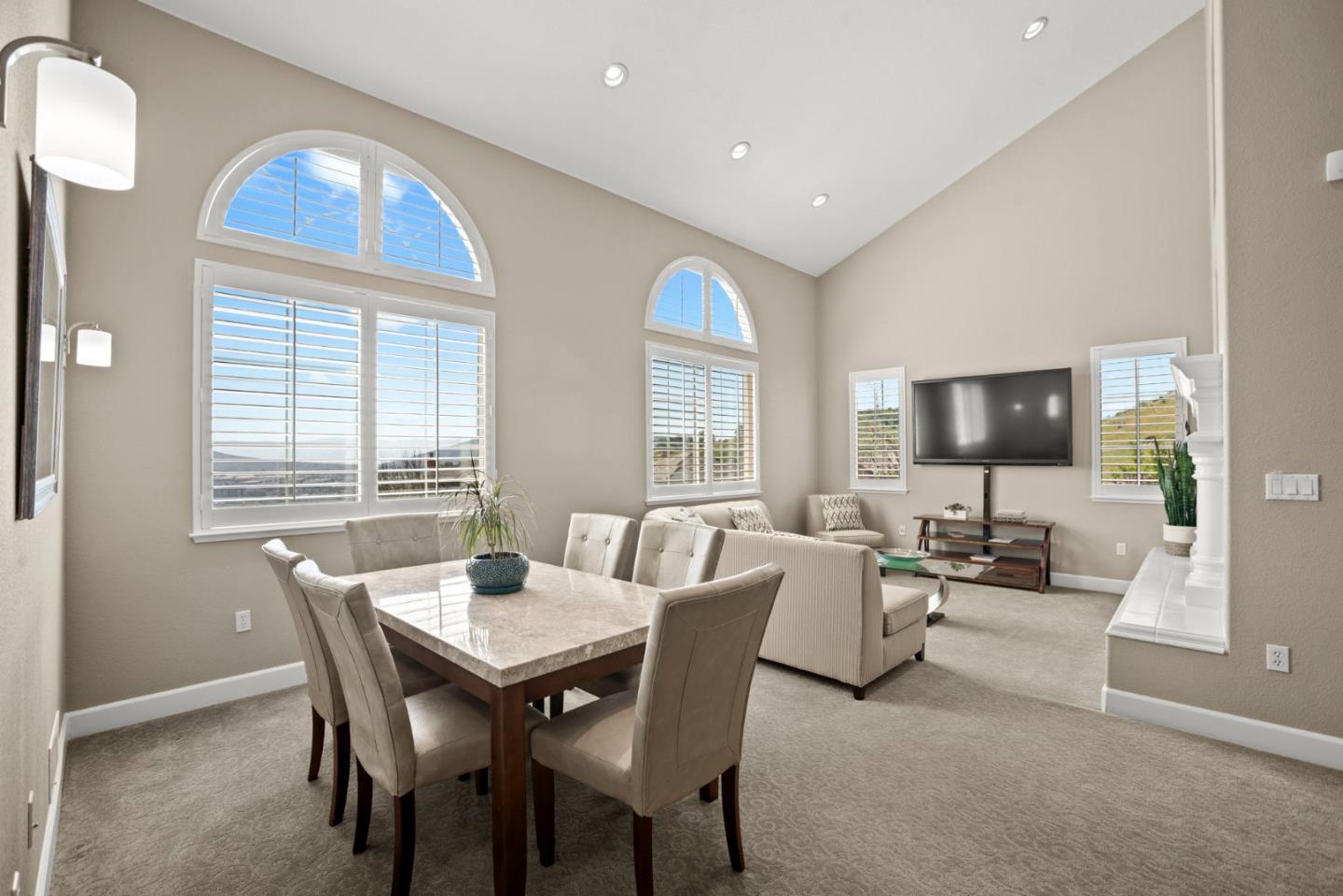 Detail Gallery Image 3 of 36 For 15 Monte Vista Way, South San Francisco,  CA 94080 - 5 Beds | 4/1 Baths