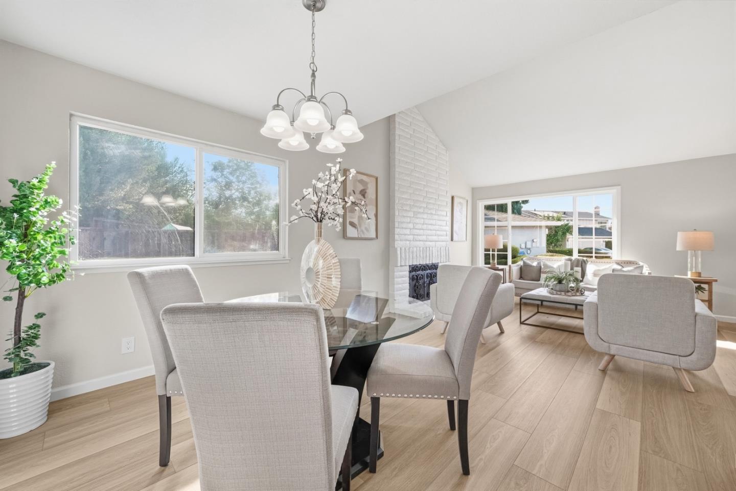 Detail Gallery Image 13 of 57 For 3025 Dickens Ct, Fremont,  CA 94536 - 4 Beds | 2 Baths