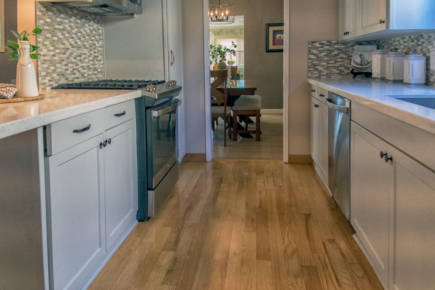 Detail Gallery Image 9 of 27 For 2178 Casa Mia Dr, San Jose,  CA 95124 - 3 Beds | 2/1 Baths