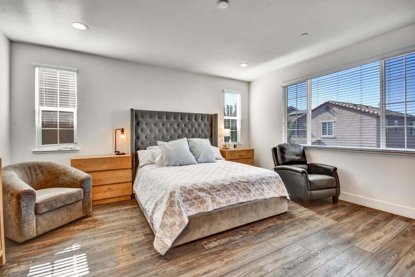 Detail Gallery Image 23 of 45 For 1225 Michael Bo Ln, Gilroy,  CA 95020 - 5 Beds | 3/1 Baths