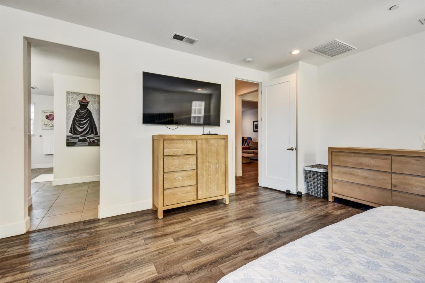 Detail Gallery Image 25 of 45 For 1225 Michael Bo Ln, Gilroy,  CA 95020 - 5 Beds | 3/1 Baths