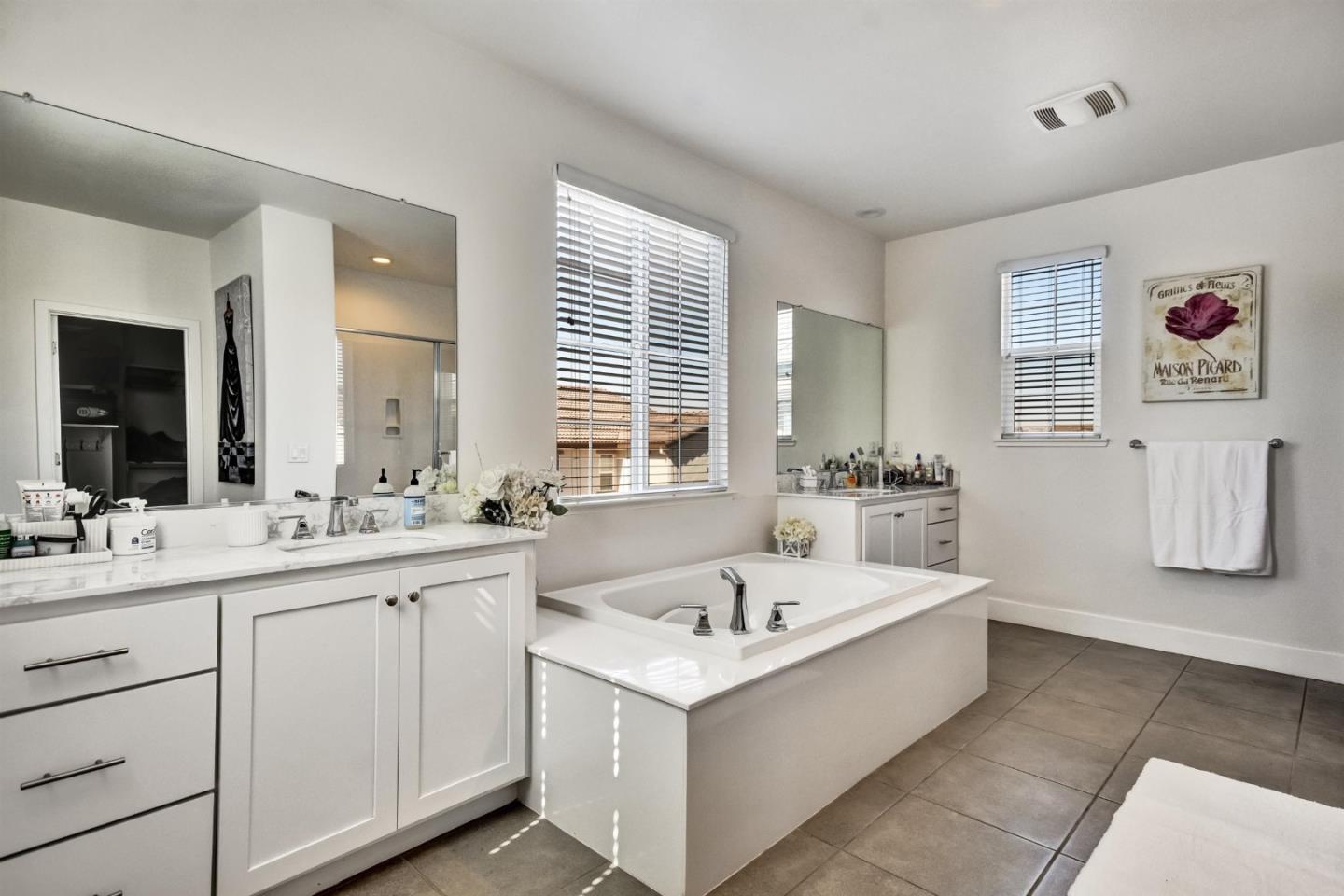 Detail Gallery Image 26 of 45 For 1225 Michael Bo Ln, Gilroy,  CA 95020 - 5 Beds | 3/1 Baths