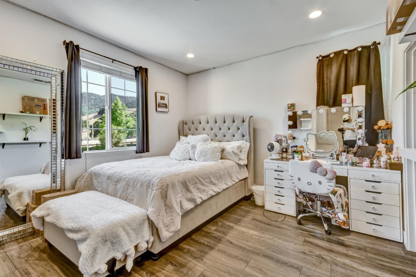 Detail Gallery Image 34 of 45 For 1225 Michael Bo Ln, Gilroy,  CA 95020 - 5 Beds | 3/1 Baths