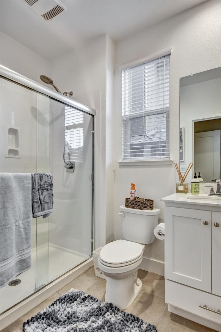 Detail Gallery Image 40 of 45 For 1225 Michael Bo Ln, Gilroy,  CA 95020 - 5 Beds | 3/1 Baths