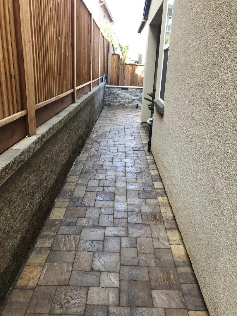 Detail Gallery Image 43 of 45 For 1225 Michael Bo Ln, Gilroy,  CA 95020 - 5 Beds | 3/1 Baths