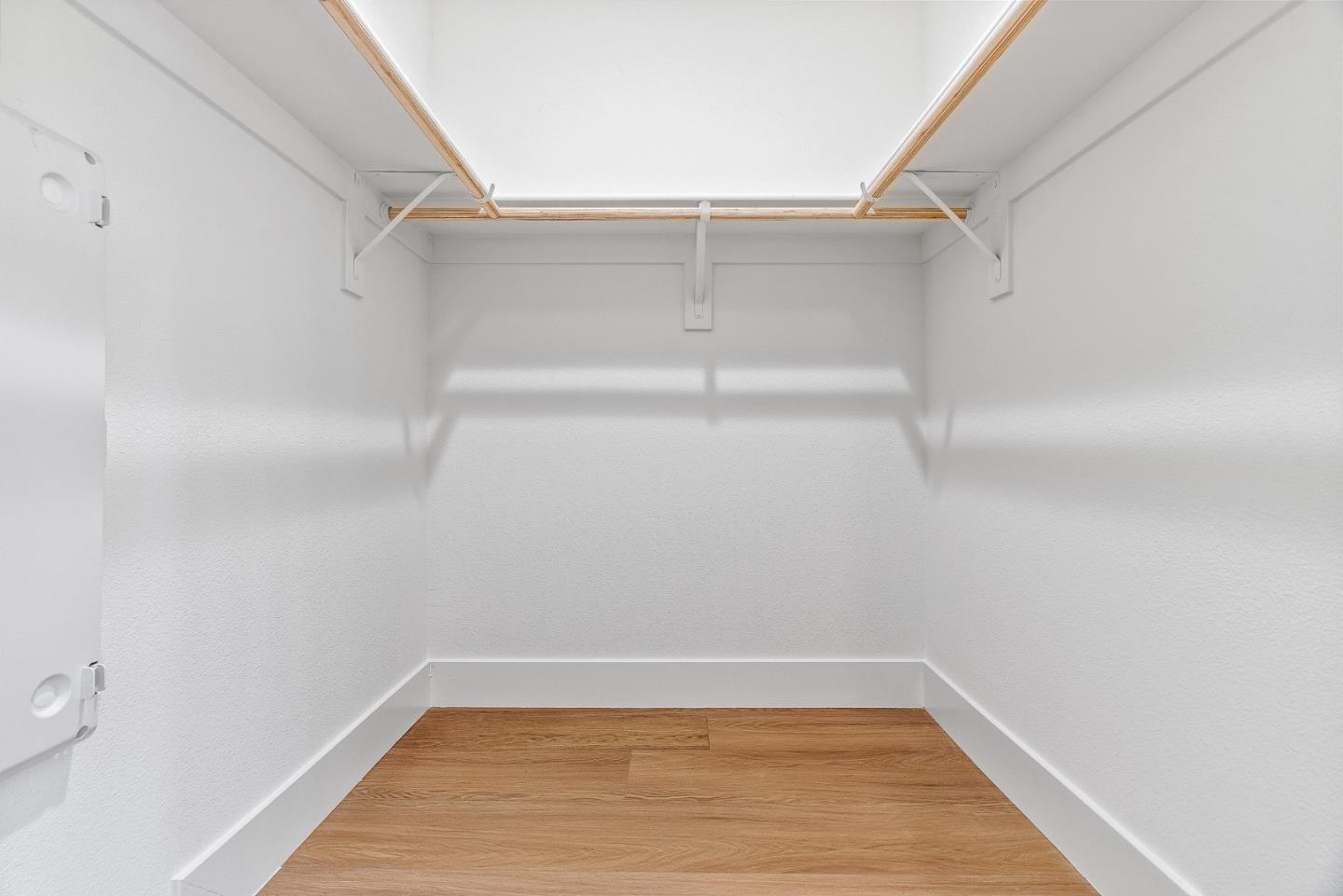 Detail Gallery Image 15 of 51 For 947 Woodside, Redwood City,  CA 94061 - 4 Beds | 2 Baths