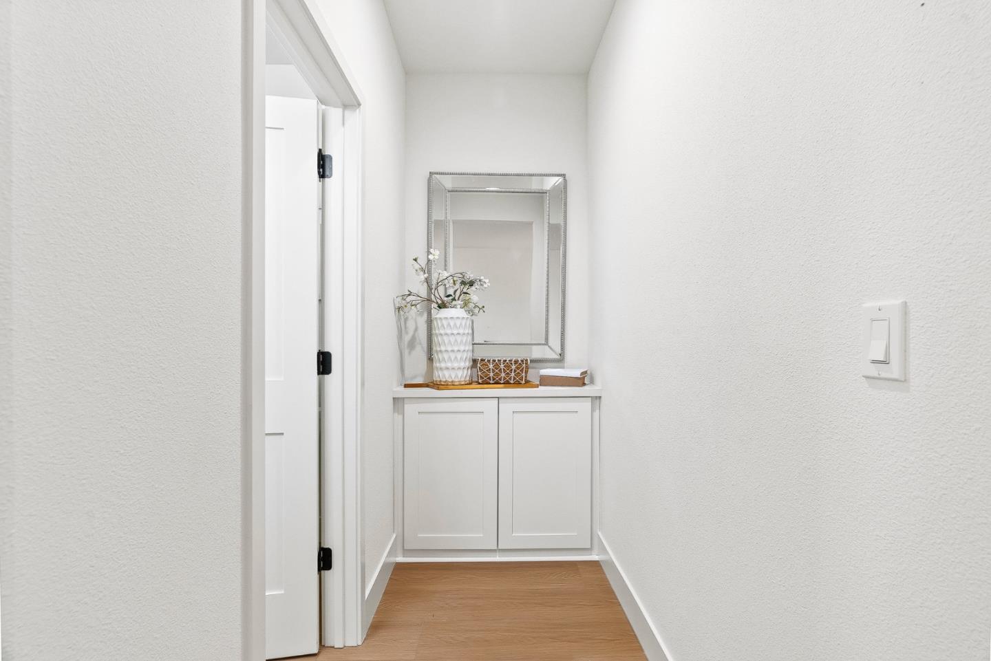 Detail Gallery Image 33 of 51 For 947 Woodside, Redwood City,  CA 94061 - 4 Beds | 2 Baths