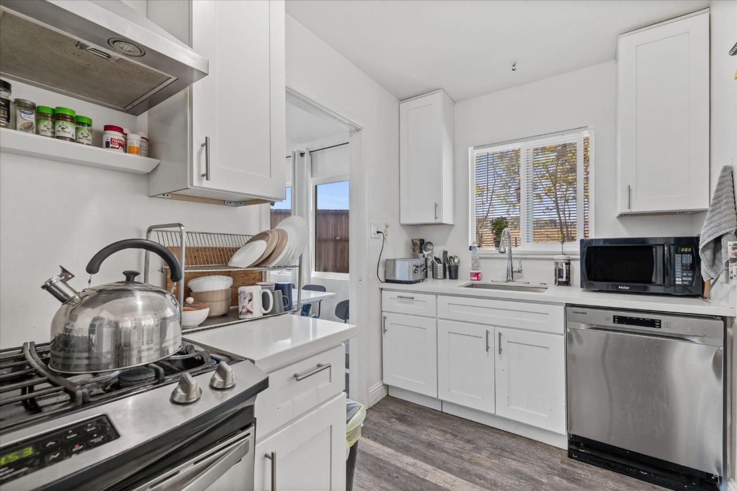 Detail Gallery Image 14 of 44 For 760-762 S 9th St, San Jose,  CA 95112 - – Beds | – Baths