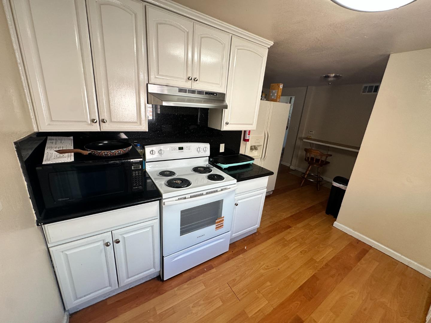 Detail Gallery Image 10 of 15 For 22 S 10th St, San Jose,  CA 95112 - – Beds | – Baths