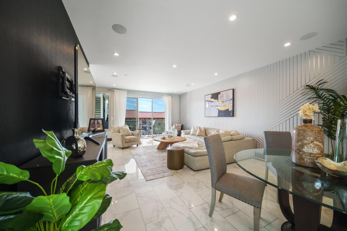 Detail Gallery Image 12 of 87 For 29 Montecito Ave, Pacifica,  CA 94044 - 4 Beds | 3/1 Baths