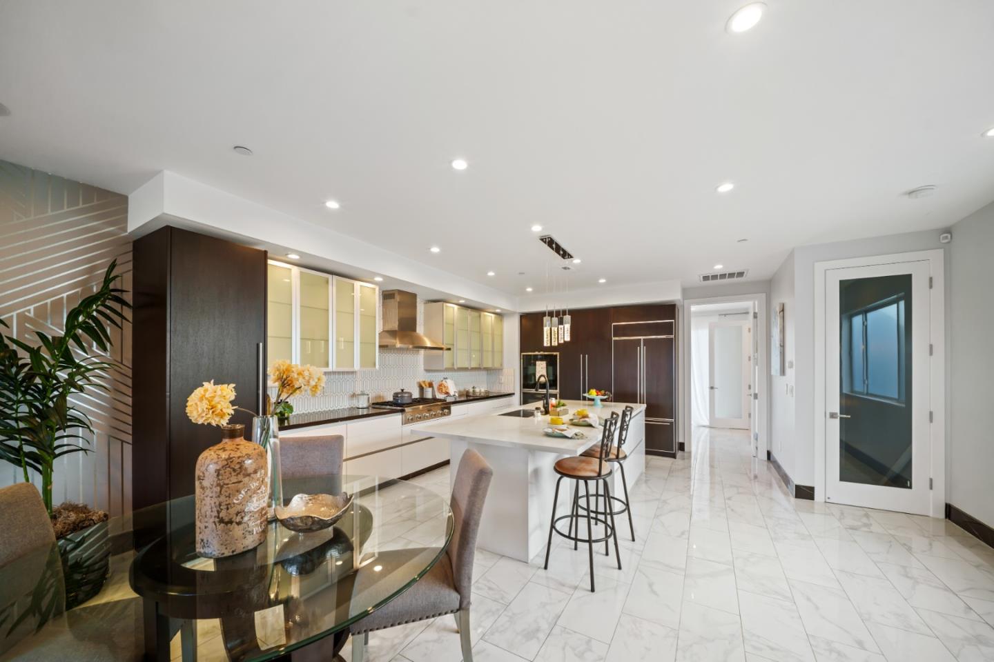 Detail Gallery Image 17 of 87 For 29 Montecito Ave, Pacifica,  CA 94044 - 4 Beds | 3/1 Baths