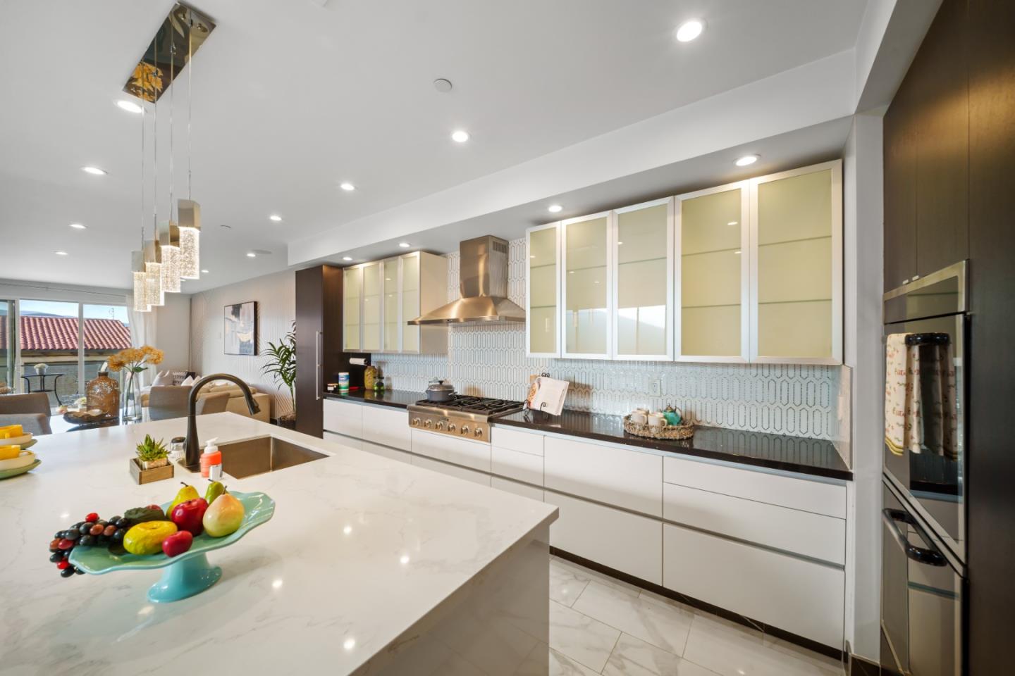 Detail Gallery Image 19 of 87 For 29 Montecito Ave, Pacifica,  CA 94044 - 4 Beds | 3/1 Baths