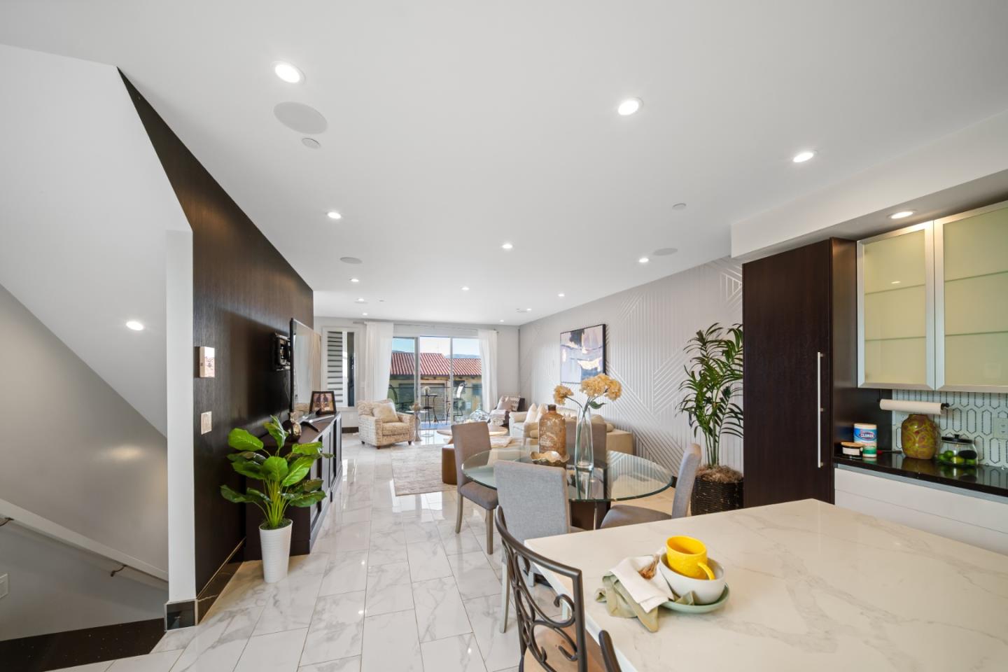 Detail Gallery Image 21 of 87 For 29 Montecito Ave, Pacifica,  CA 94044 - 4 Beds | 3/1 Baths