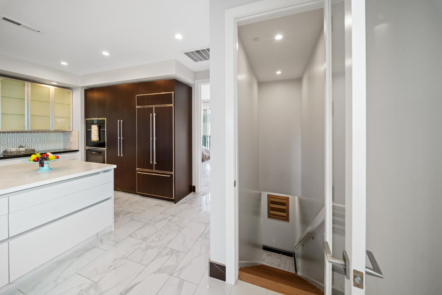 Detail Gallery Image 23 of 87 For 29 Montecito Ave, Pacifica,  CA 94044 - 4 Beds | 3/1 Baths