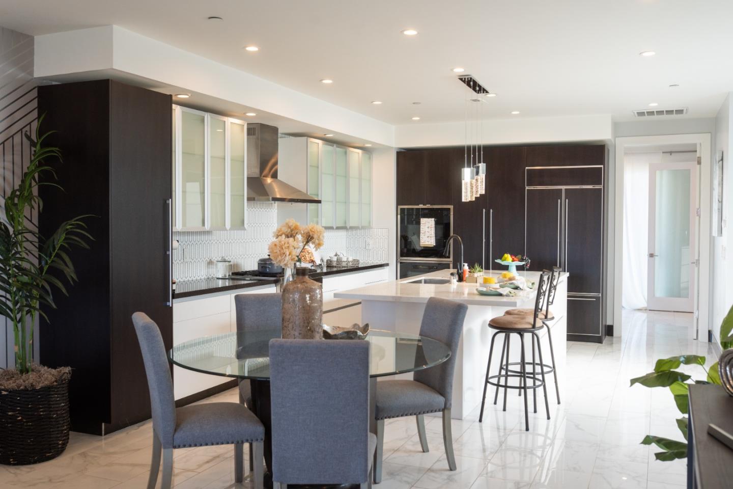 Detail Gallery Image 25 of 87 For 29 Montecito Ave, Pacifica,  CA 94044 - 4 Beds | 3/1 Baths