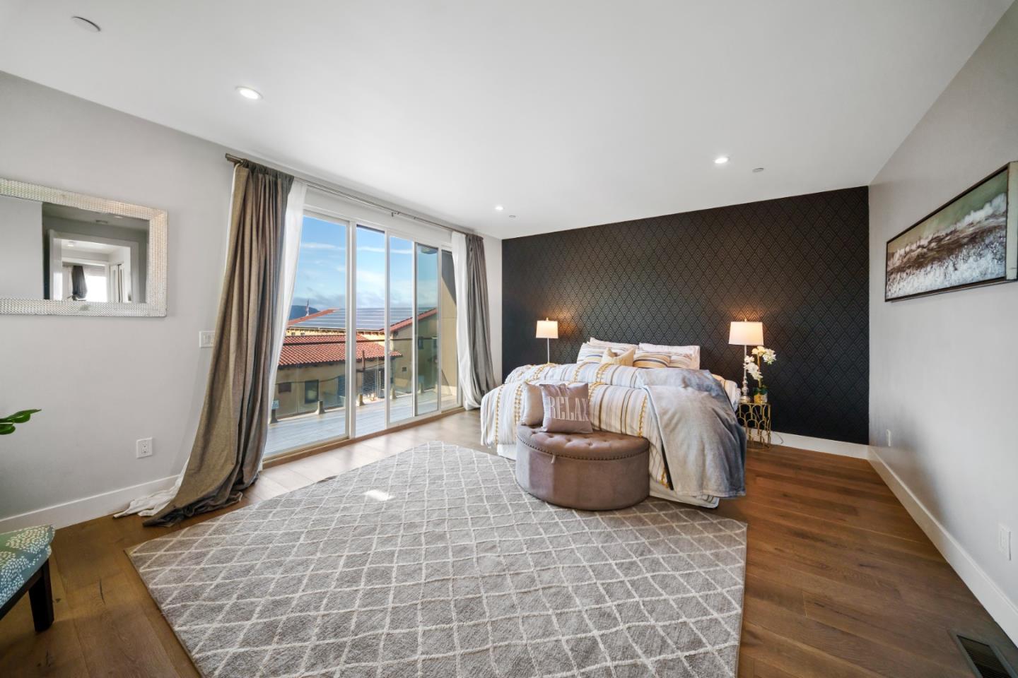 Detail Gallery Image 30 of 87 For 29 Montecito Ave, Pacifica,  CA 94044 - 4 Beds | 3/1 Baths