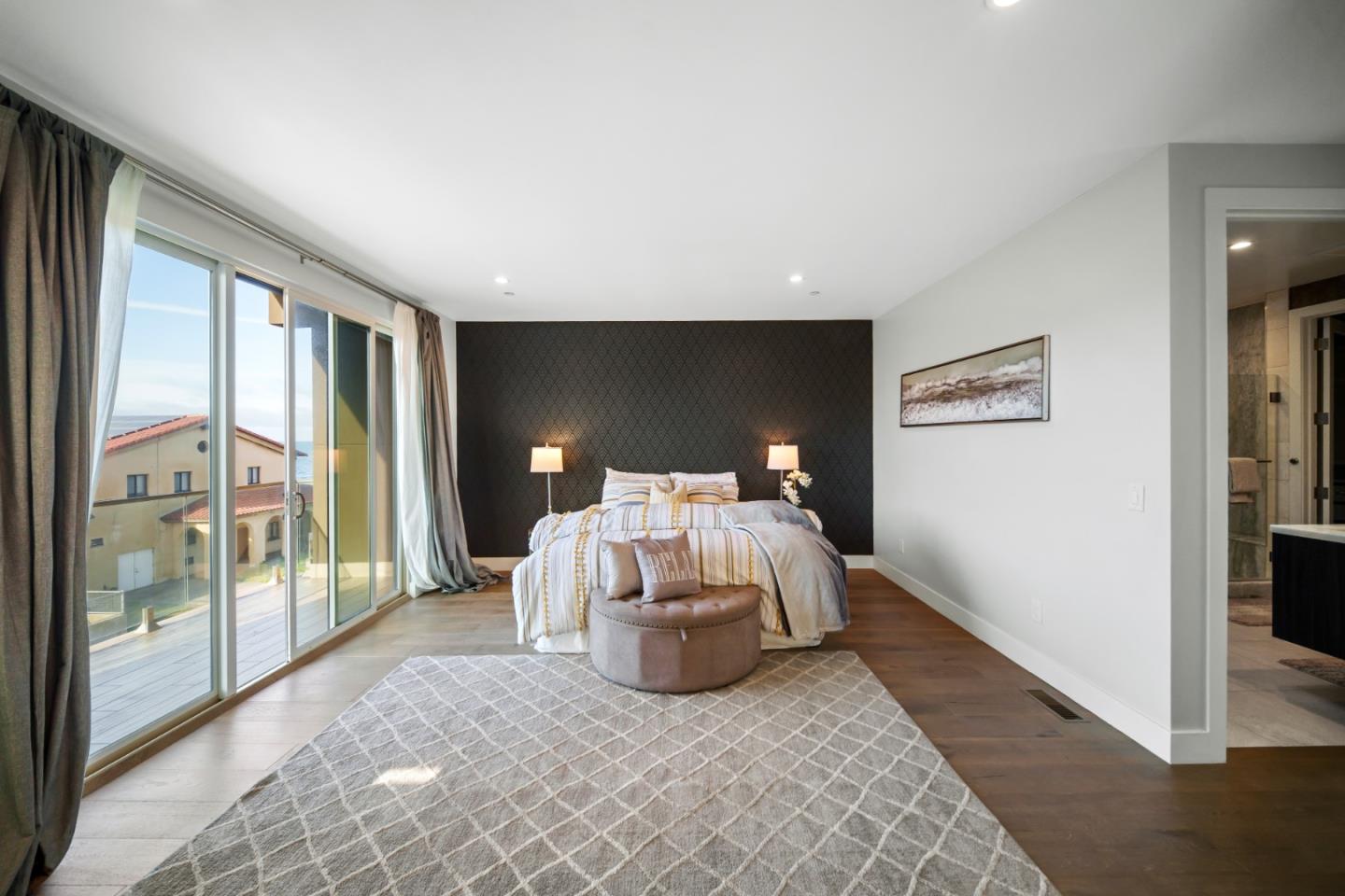 Detail Gallery Image 32 of 87 For 29 Montecito Ave, Pacifica,  CA 94044 - 4 Beds | 3/1 Baths