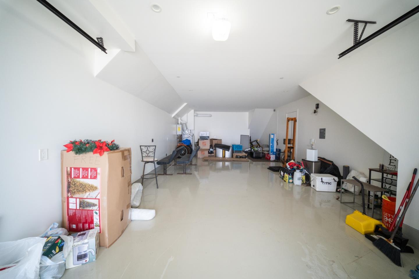 Detail Gallery Image 75 of 87 For 29 Montecito Ave, Pacifica,  CA 94044 - 4 Beds | 3/1 Baths