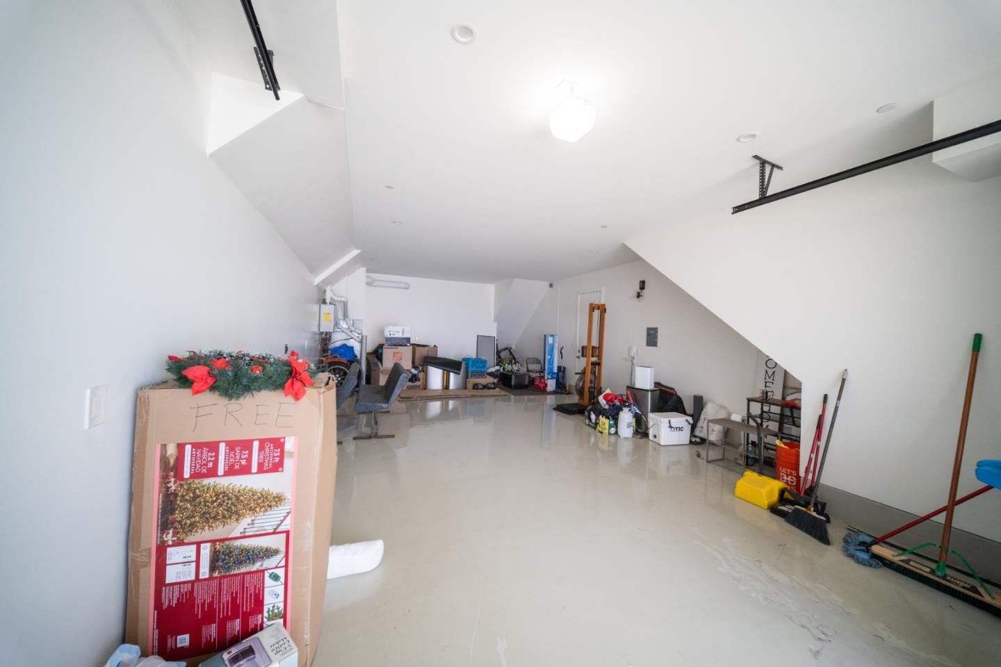 Detail Gallery Image 76 of 87 For 29 Montecito Ave, Pacifica,  CA 94044 - 4 Beds | 3/1 Baths