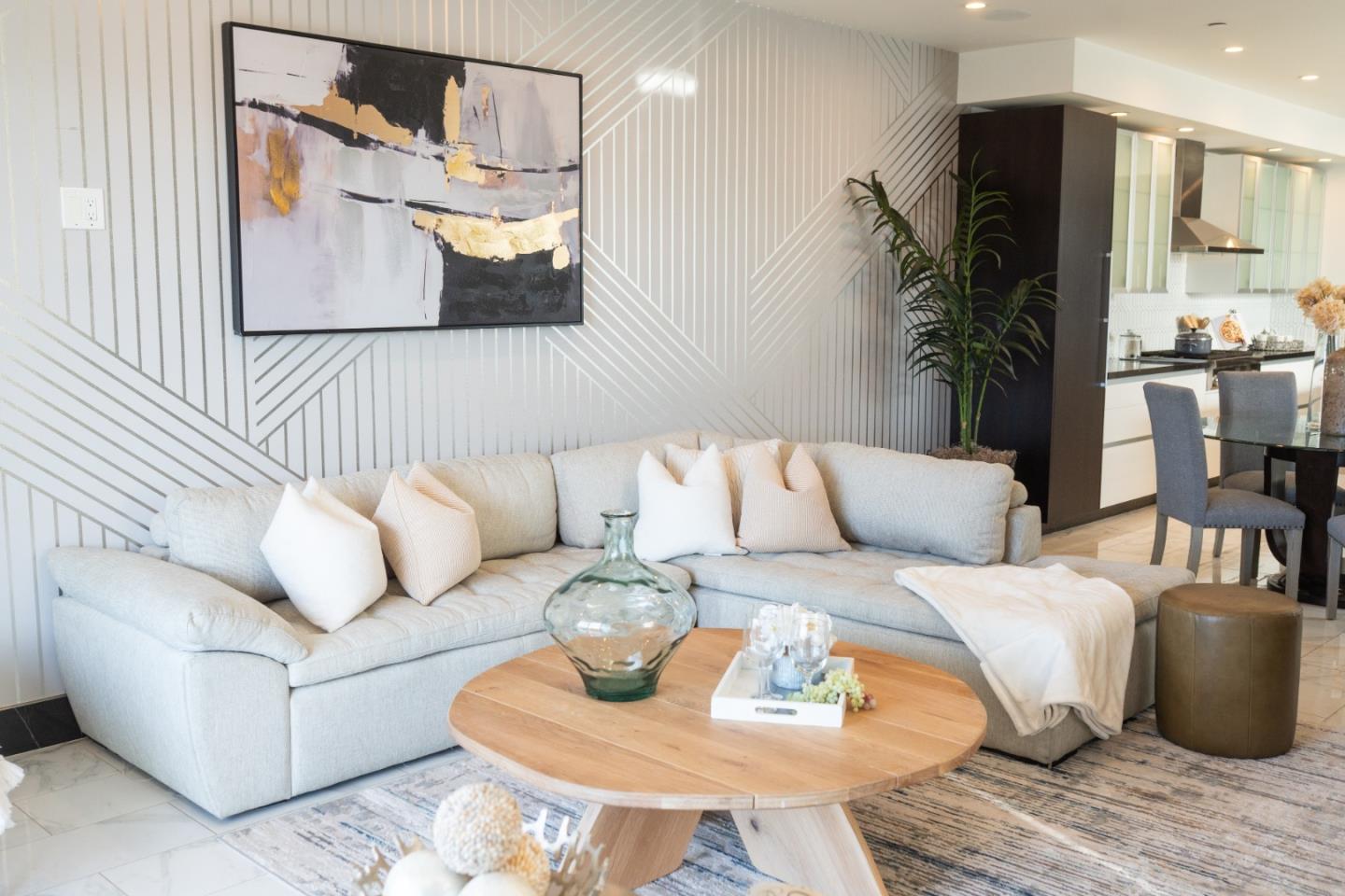 Detail Gallery Image 8 of 87 For 29 Montecito Ave, Pacifica,  CA 94044 - 4 Beds | 3/1 Baths