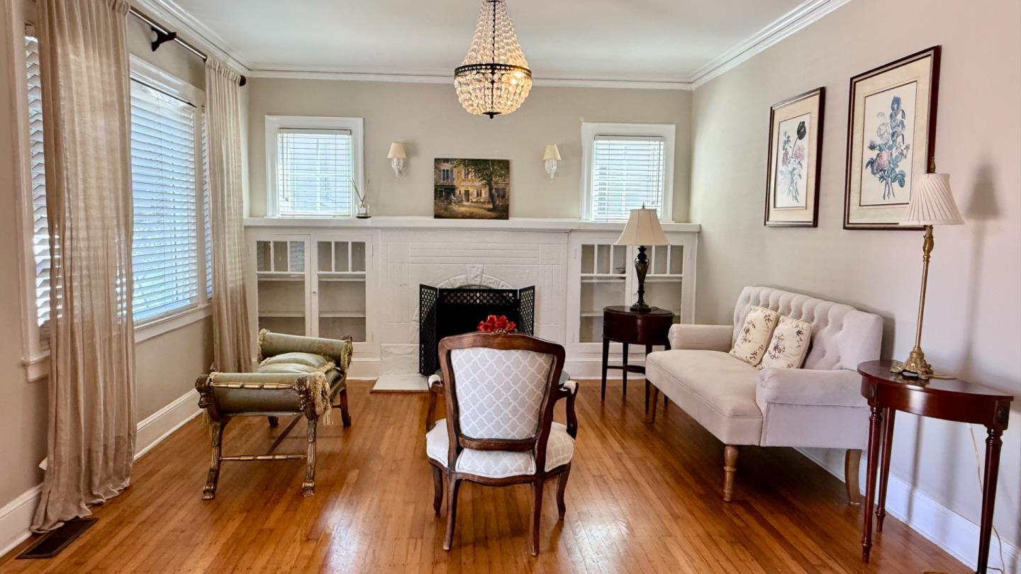 Detail Gallery Image 8 of 20 For Address Not Disclosed, Burlingame,  CA 94010 - 2 Beds | 1 Baths