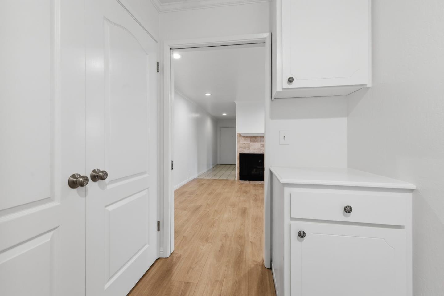 Detail Gallery Image 11 of 46 For 14351 Saratoga Ave a,  Saratoga,  CA 95070 - 2 Beds | 2 Baths