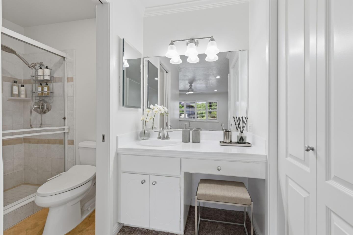 Detail Gallery Image 20 of 46 For 14351 Saratoga Ave a,  Saratoga,  CA 95070 - 2 Beds | 2 Baths