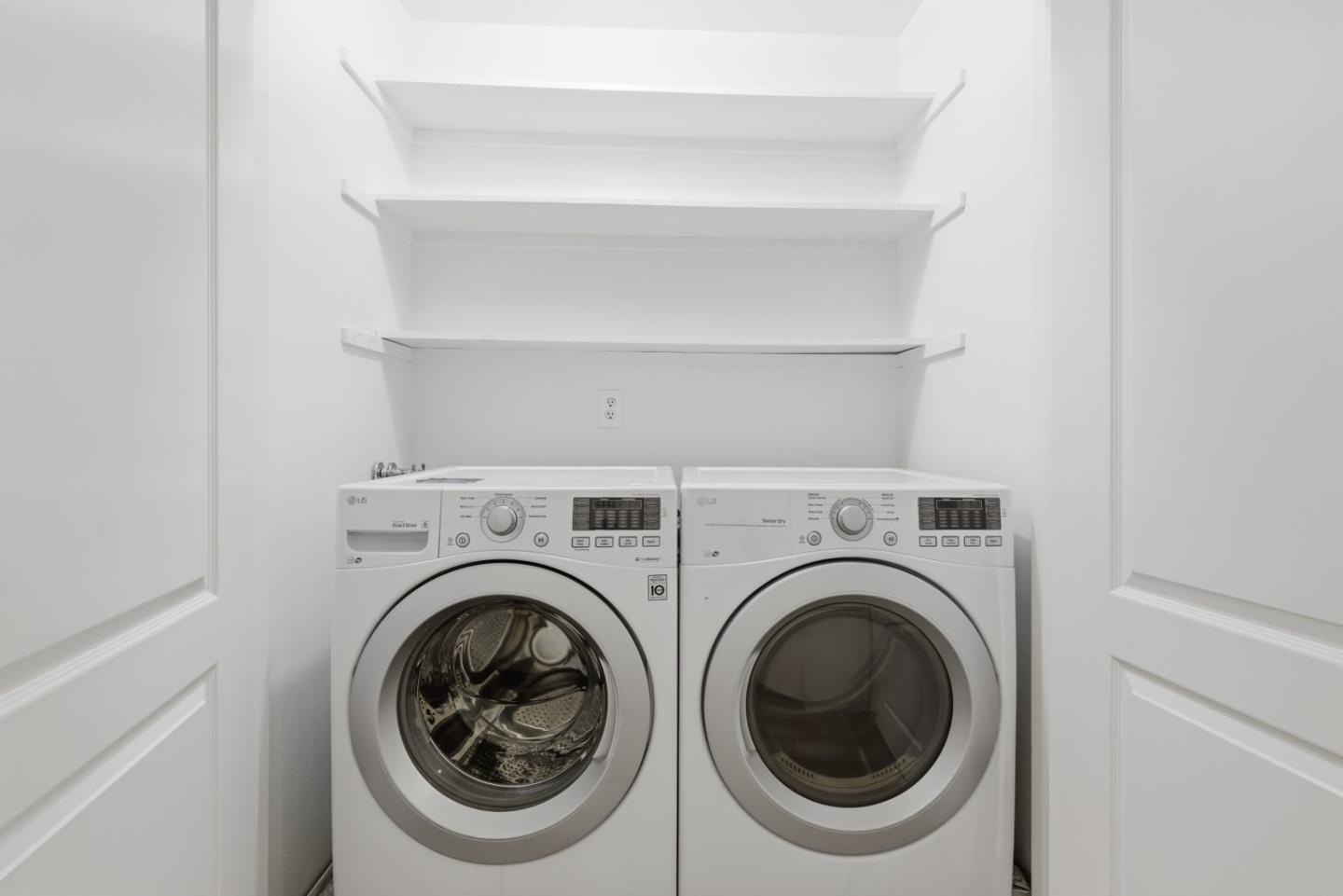 Detail Gallery Image 25 of 46 For 14351 Saratoga Ave a,  Saratoga,  CA 95070 - 2 Beds | 2 Baths