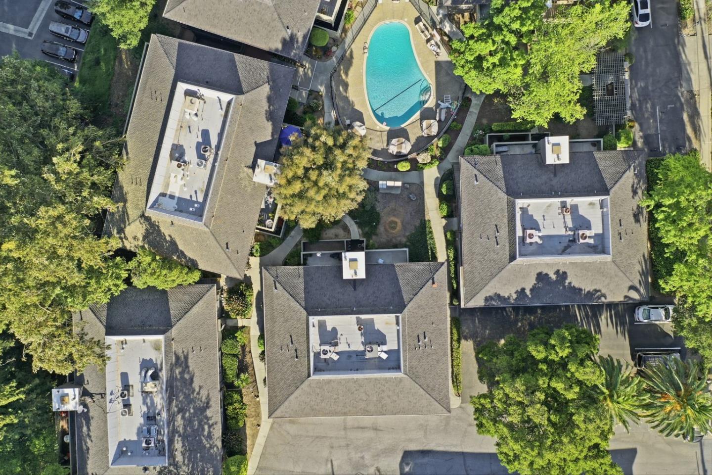 Detail Gallery Image 30 of 46 For 14351 Saratoga Ave a,  Saratoga,  CA 95070 - 2 Beds | 2 Baths