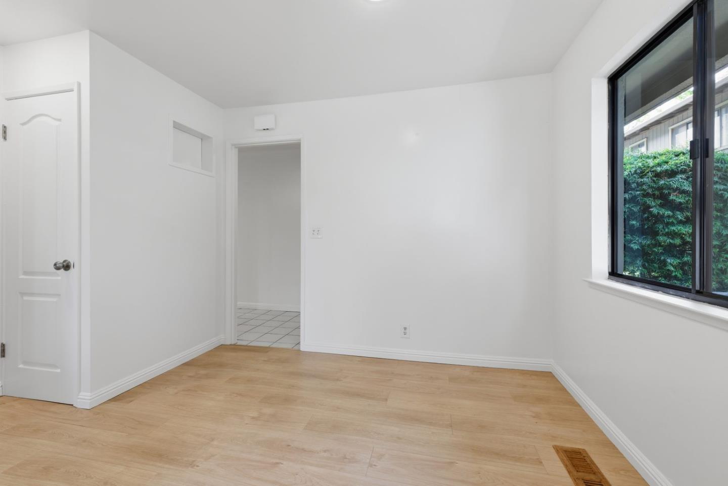 Detail Gallery Image 34 of 46 For 14351 Saratoga Ave a,  Saratoga,  CA 95070 - 2 Beds | 2 Baths