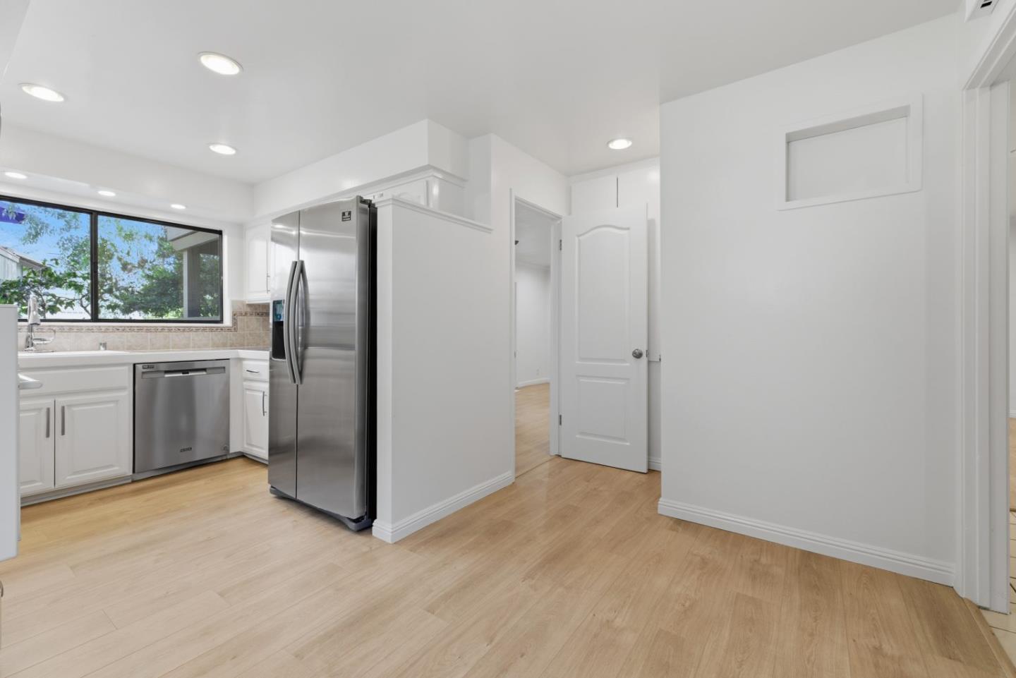 Detail Gallery Image 35 of 46 For 14351 Saratoga Ave a,  Saratoga,  CA 95070 - 2 Beds | 2 Baths