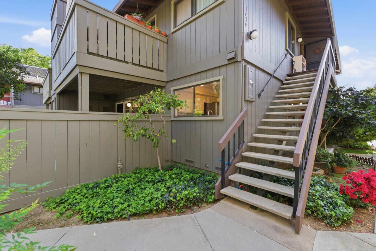 Detail Gallery Image 43 of 46 For 14351 Saratoga Ave a,  Saratoga,  CA 95070 - 2 Beds | 2 Baths