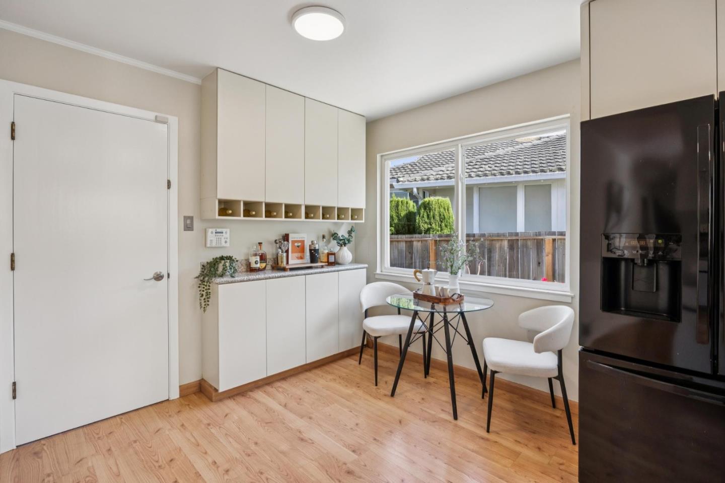 Detail Gallery Image 21 of 51 For 869 Crestview Dr, Millbrae,  CA 94030 - 3 Beds | 2 Baths