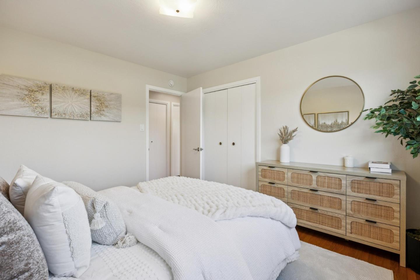 Detail Gallery Image 31 of 51 For 869 Crestview Dr, Millbrae,  CA 94030 - 3 Beds | 2 Baths