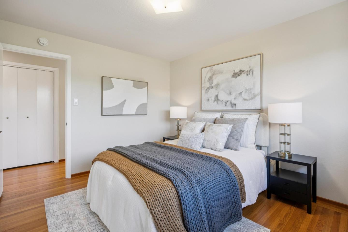 Detail Gallery Image 33 of 51 For 869 Crestview Dr, Millbrae,  CA 94030 - 3 Beds | 2 Baths