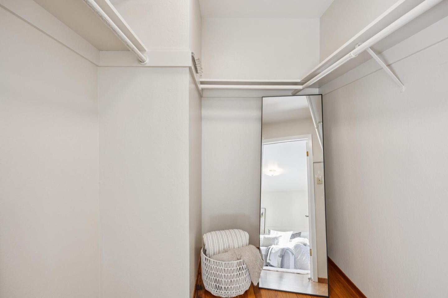 Detail Gallery Image 40 of 51 For 869 Crestview Dr, Millbrae,  CA 94030 - 3 Beds | 2 Baths