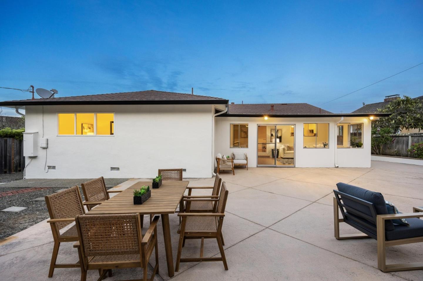 Detail Gallery Image 48 of 51 For 869 Crestview Dr, Millbrae,  CA 94030 - 3 Beds | 2 Baths