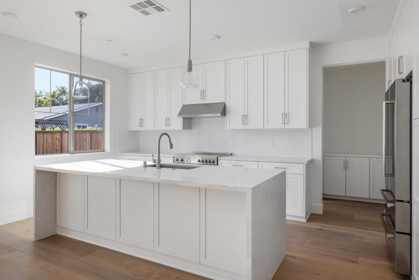 Detail Gallery Image 6 of 17 For 7387 Ailes Ct, Gilroy,  CA 95020 - 4 Beds | 3/1 Baths