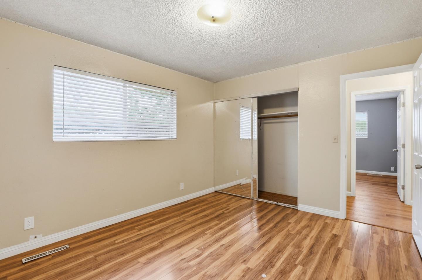 Detail Gallery Image 14 of 25 For 320 Colleen Ct, Morgan Hill,  CA 95037 - 3 Beds | 2 Baths