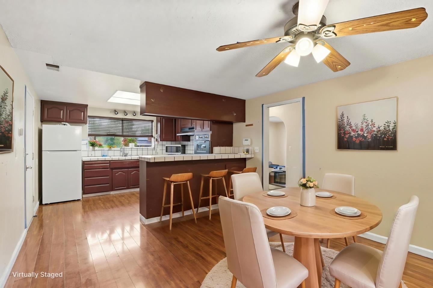 Detail Gallery Image 6 of 25 For 320 Colleen Ct, Morgan Hill,  CA 95037 - 3 Beds | 2 Baths