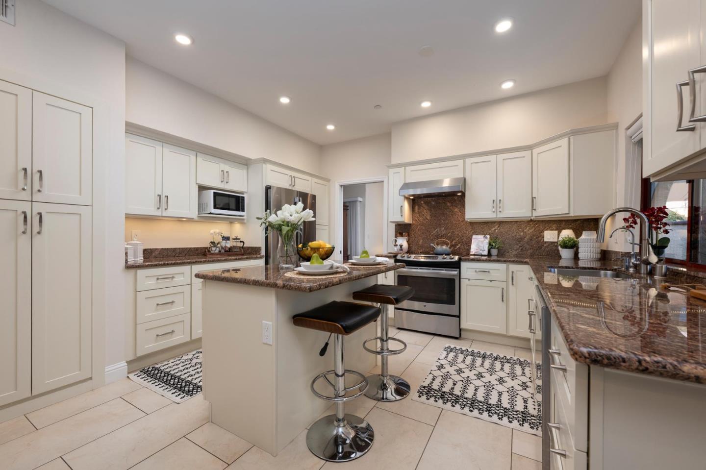 Photo #10: ML82040480 Listing: Photo #10