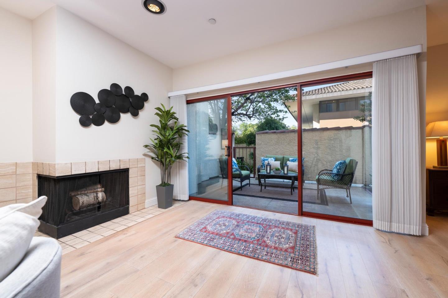 Photo #8: ML82040480 Listing: Photo #8