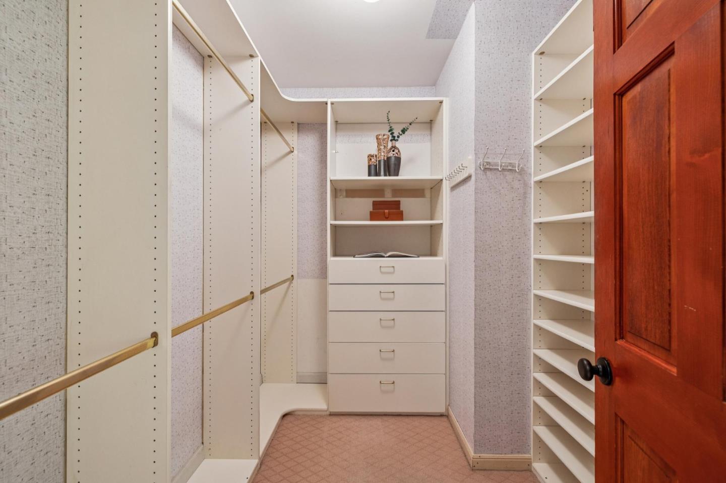 Detail Gallery Image 35 of 75 For 720 Endfield Way, Hillsborough,  CA 94010 - 4 Beds | 4 Baths