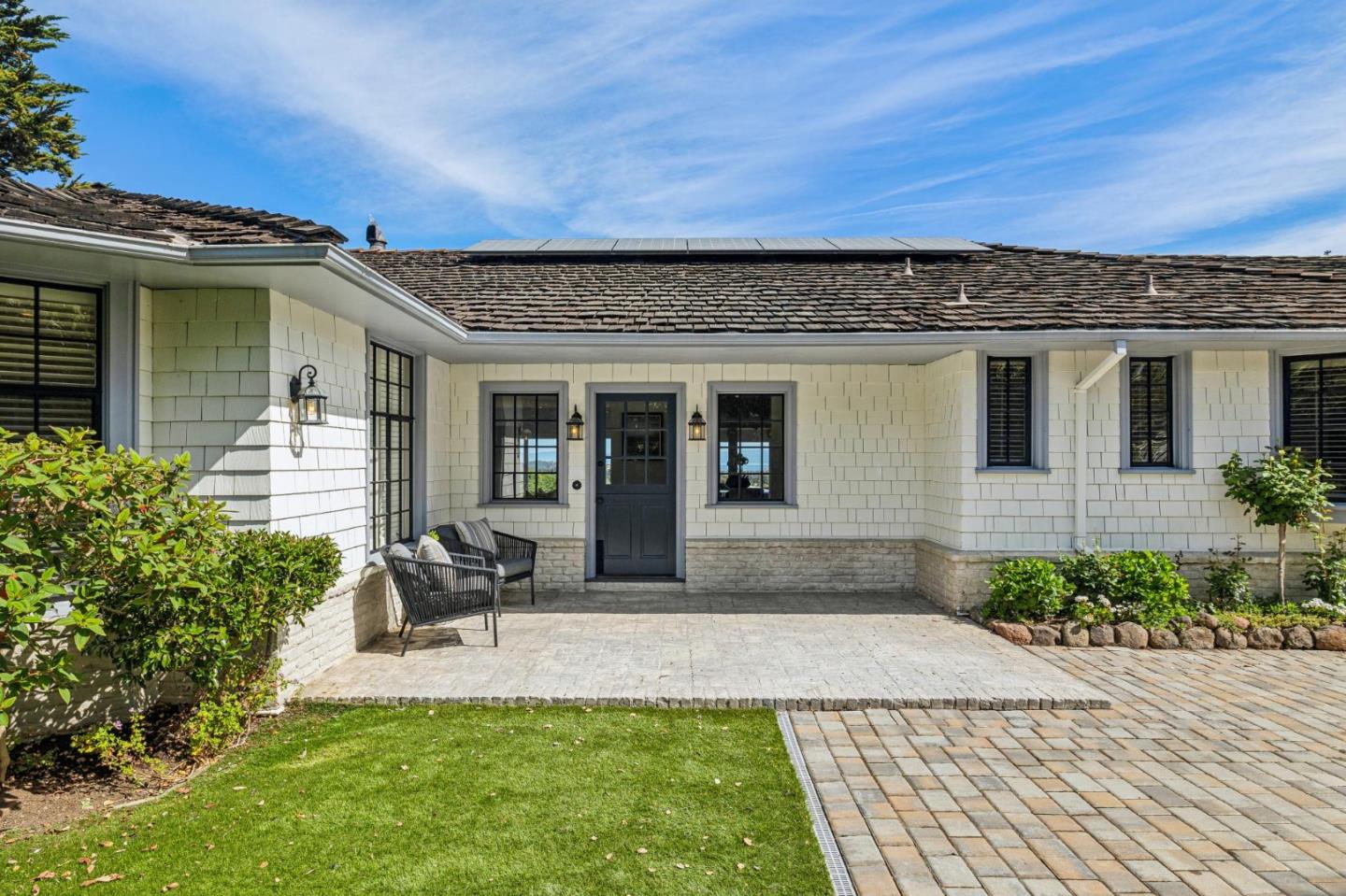 Detail Gallery Image 4 of 75 For 720 Endfield Way, Hillsborough,  CA 94010 - 4 Beds | 4 Baths