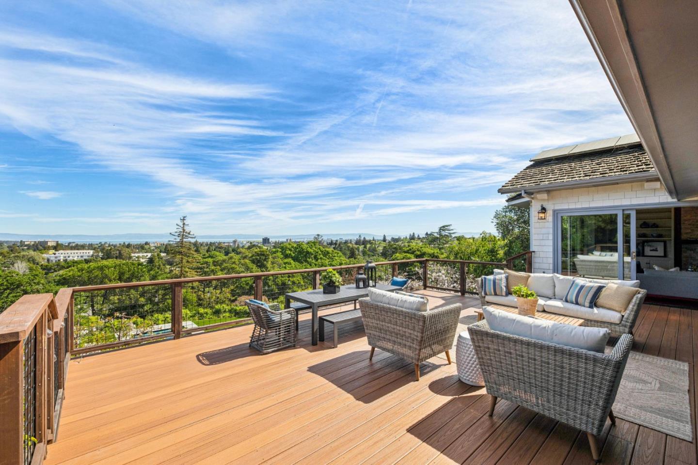 Detail Gallery Image 49 of 75 For 720 Endfield Way, Hillsborough,  CA 94010 - 4 Beds | 4 Baths