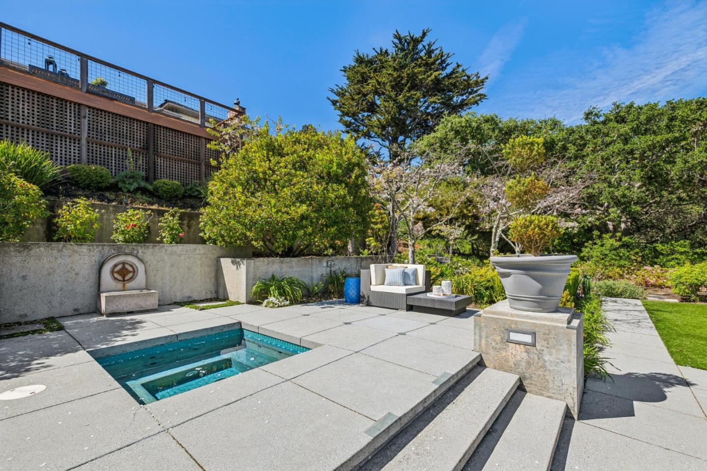 Detail Gallery Image 63 of 75 For 720 Endfield Way, Hillsborough,  CA 94010 - 4 Beds | 4 Baths