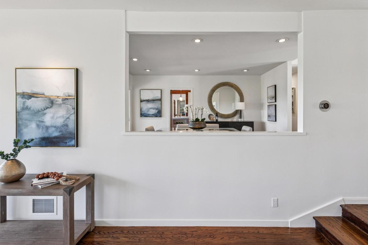 Detail Gallery Image 9 of 75 For 720 Endfield Way, Hillsborough,  CA 94010 - 4 Beds | 4 Baths