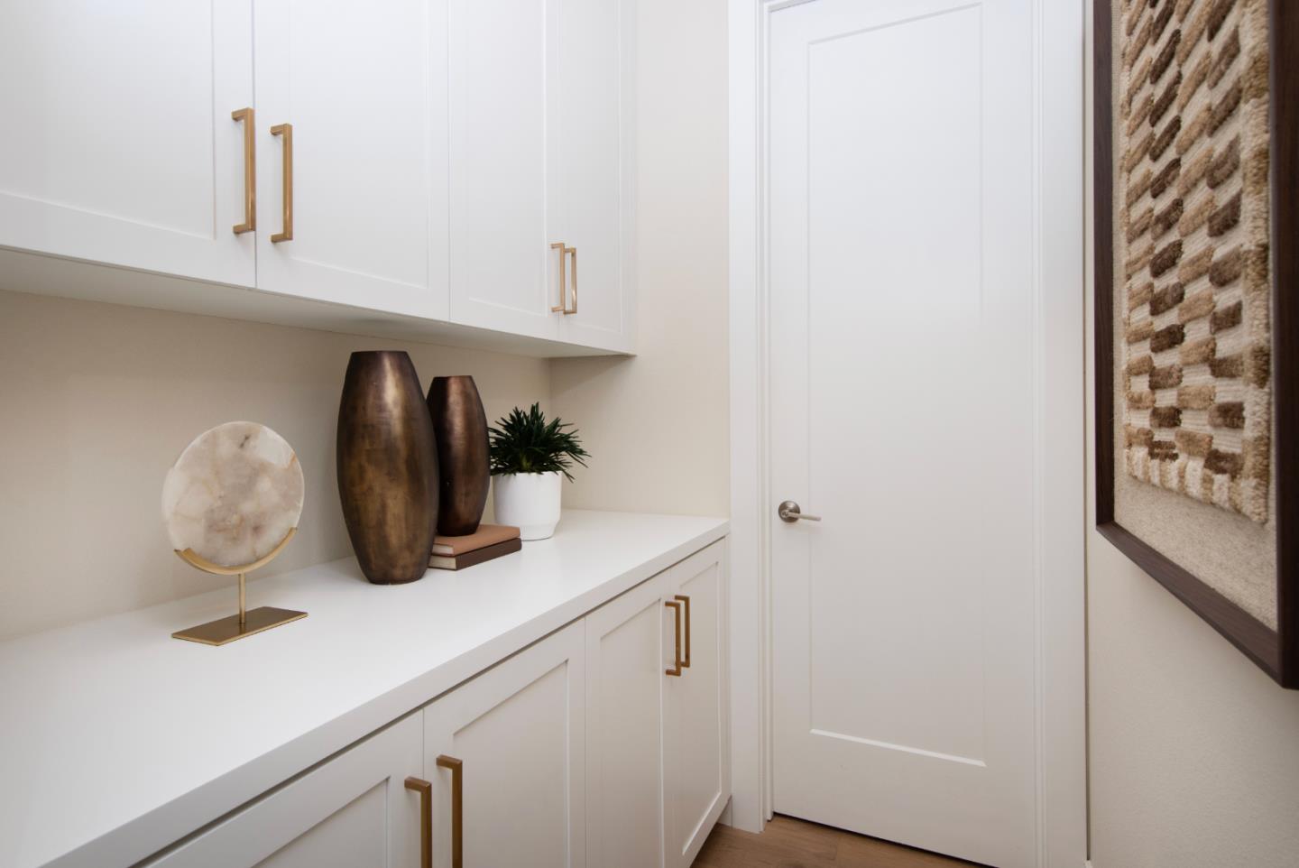 Detail Gallery Image 13 of 38 For 7392 Ailes Ct, Gilroy,  CA 95020 - 4 Beds | 3/1 Baths